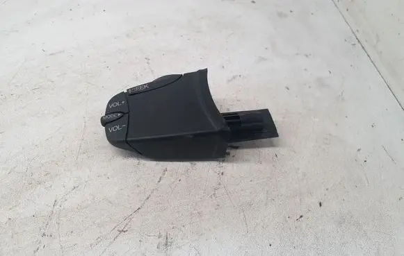 Ford Transit - Tourneo Connect Steering wheel buttons/switches G952A