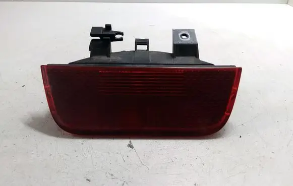 Toyota Avensis T220 Third/center stoplight 54533918 54533919