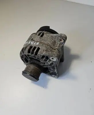 Renault Clio III Generator/alternator 8200660033 0124425071
