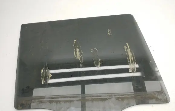 Hyundai Santa Fe Rear door window glass