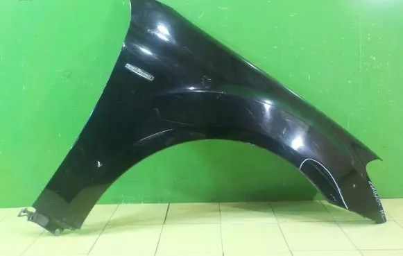 Mercedes-Benz ML W164 Fender PRZOD PRAWY