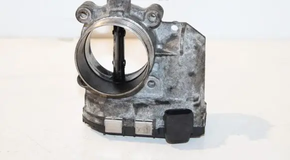 Volvo S60 Throttle valve 8692720 0281002701