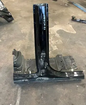 Fiat Panda III Pillar (middle) 
