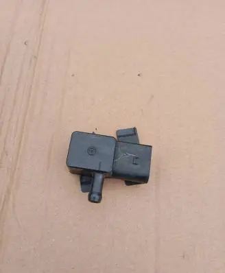 BMW 7 F01 F02 F03 F04 Camshaft speed sensor 780515201