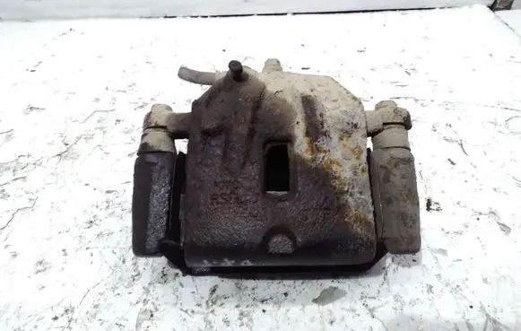 KIA Carens I Front brake caliper