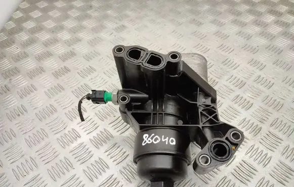 Volkswagen Arteon Oil filter mounting bracket 03N117021