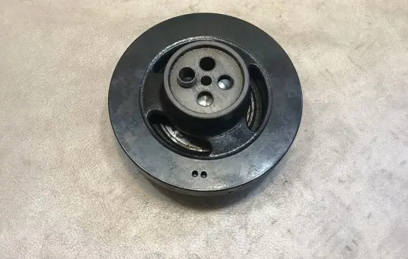 Mercedes-Benz C W204 Crankshaft pulley A6510351012
