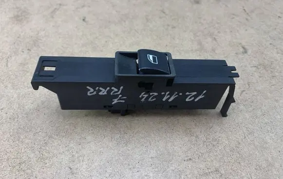 BMW 3 E46 Electric window control switch 8381511 61318381511 61316902177