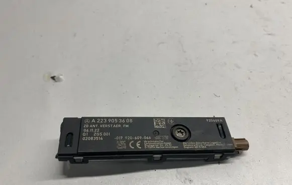Mercedes-Benz S W223 Aerial antenna amplifier A2239053608