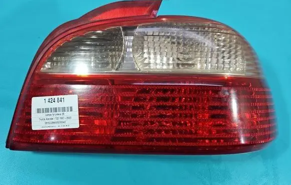 Toyota Avensis T220 Rear/tail lights IMPRK1424841