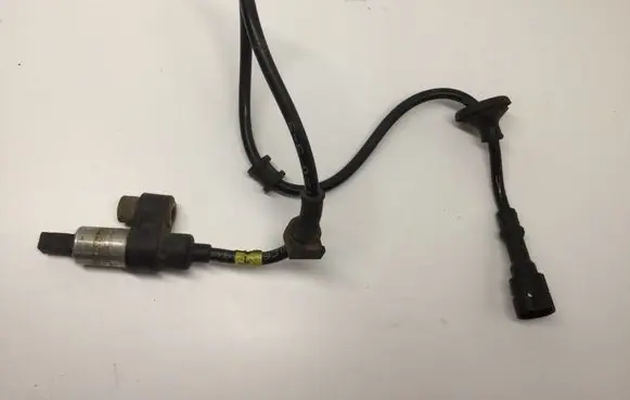 Chrysler 300M ABS rear brake sensor 4779053