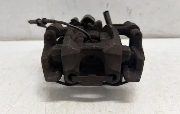 BMW 2 F45 Rear brake caliper 6798958