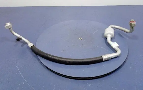 Ford Ecosport Air conditioning (A/C) pipe/hose DN1H19F618DA