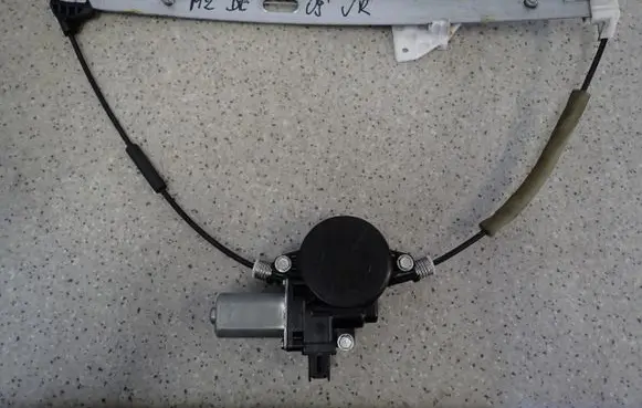 Mazda 2 Front door window regulator with motor 