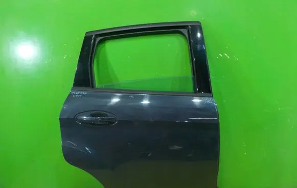 Ford C-MAX II Rear door 17AB172