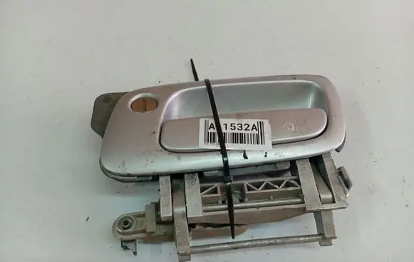 Opel Astra G Front door exterior handle