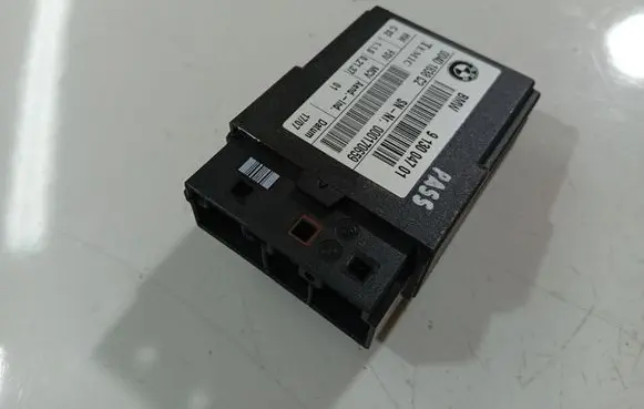BMW 3 E90 E91 Other control units/modules 913004701