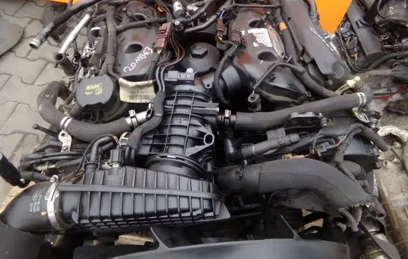 Land Rover Discovery 4 - LR4 Engine 306DT 20MB63