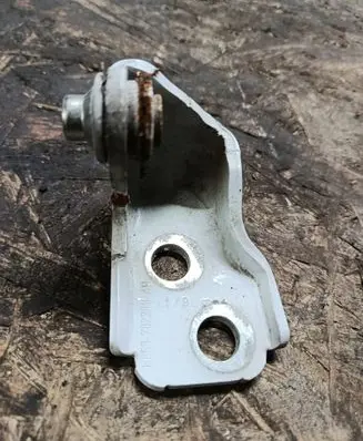 Ford Courier Rear door lower hinge BB537822811AH