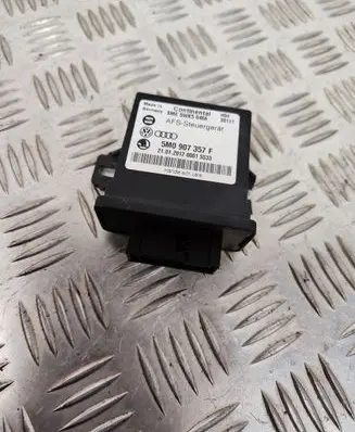 Volkswagen PASSAT B7 Light module LCM 5M0907357F