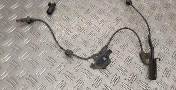 Toyota Prius+ (ZVW40) ABS brake wheel speed sensor 8954212080