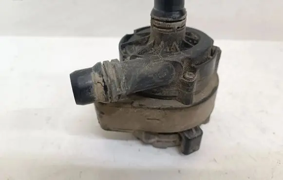 Citroen DS7 Crossback Electric auxiliary coolant/water pump