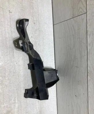 Opel Crossland X Engine mounting bracket 39072215