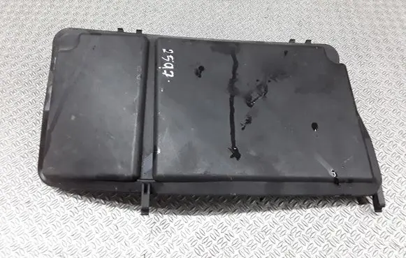 Mercedes-Benz ML W163 Fuse box cover 1635400182