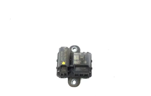 Glow plug pre-heat relay