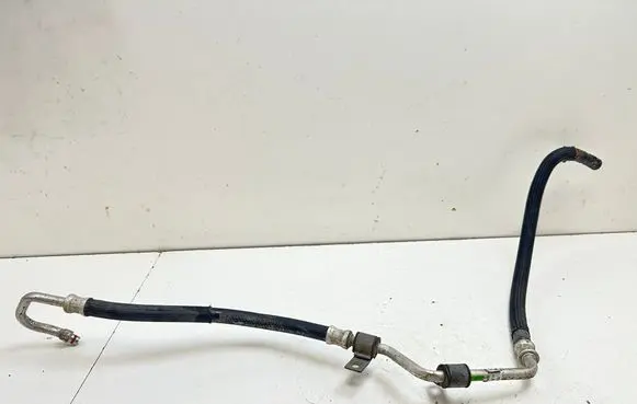 Power steering hose/pipe/line