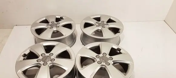 Audi Q2 - R17 alloy rim 