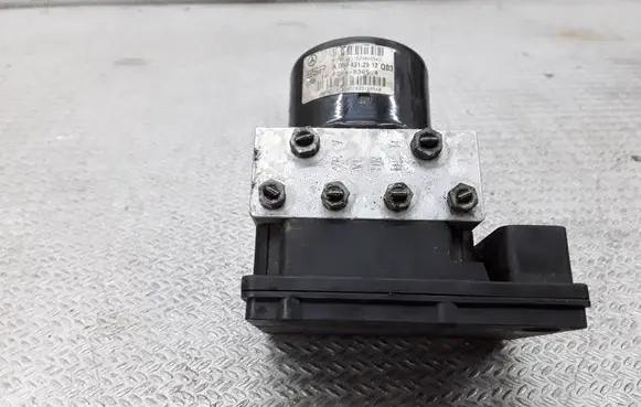 Mercedes-Benz C W203 ABS Pump 0044312912