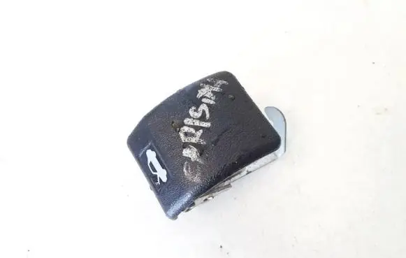 Mitsubishi Carisma Engine bonnet (hood) release handle