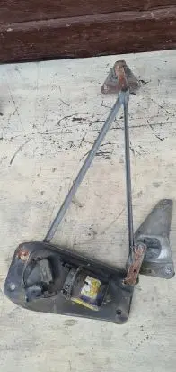 Citroen Berlingo Front wiper linkage and motor 964421078001 470146