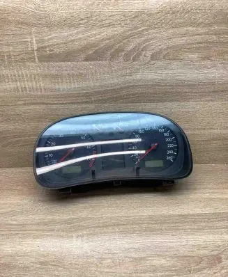 Volkswagen Golf IV Speedometer (instrument cluster) 1J0919881B 0263611022