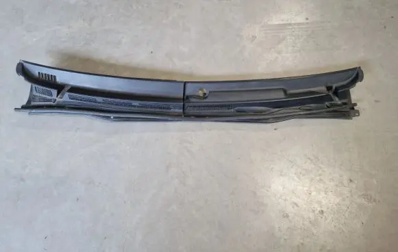 Toyota Hilux (AN10, AN20, AN30) Wiper trim 557080K020 557090K020 557510K020
