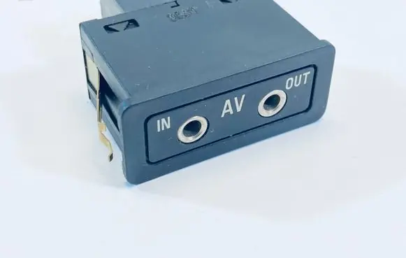 BMW X5 E53 AUX in-socket connector 8368346