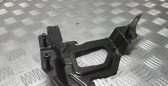 Volvo XC40 Engine control unit holder 32213431