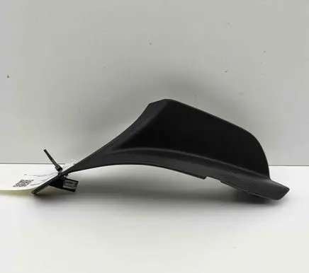 Volvo XC40 Centre console side trim rear 31469200