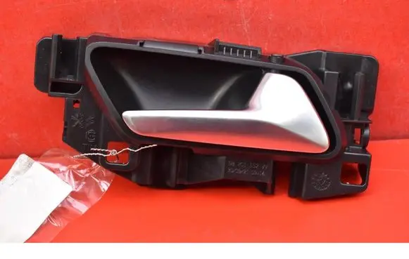 Mercedes-Benz CLK AMG A208 C208 Front door interior handle 311337