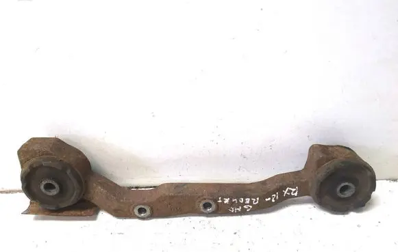 Lexus RX 450H Rear differential/diff mount bracket 