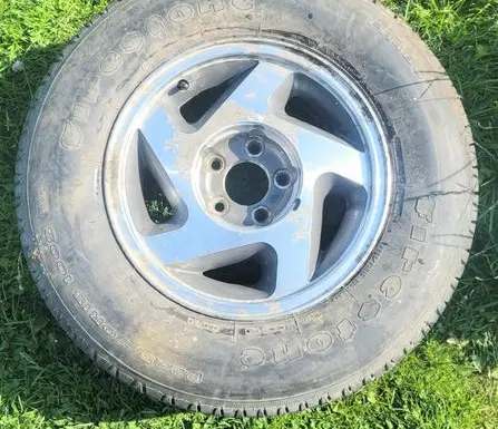 Ford Explorer R15 spare wheel 