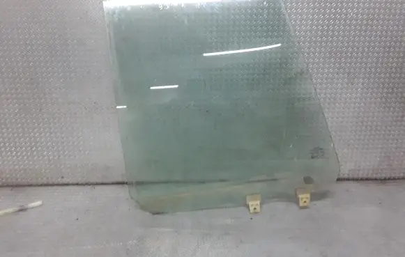 Opel Frontera A Rear door window glass