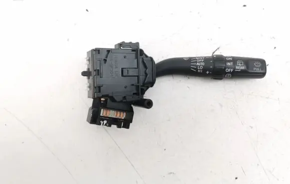 Toyota Avensis T250 Wiper control stalk 8465205170