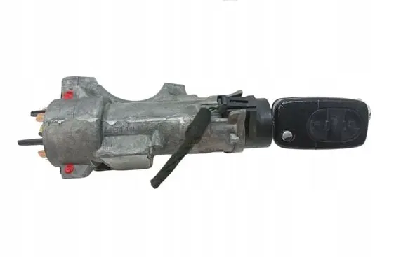 Audi A4 S4 B6 8E 8H Ignition lock 4B0905851C