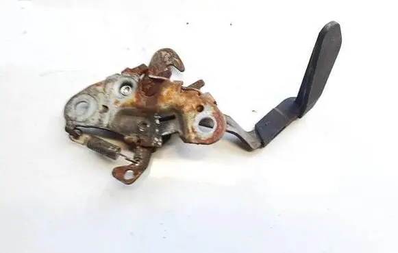 Engine bonnet/hood lock/catch