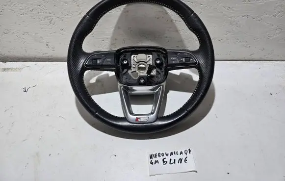 Audi Q7 4M Steering wheel