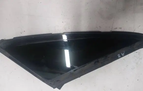 Audi A8 S8 D2 4D Rear side window 4D0845300