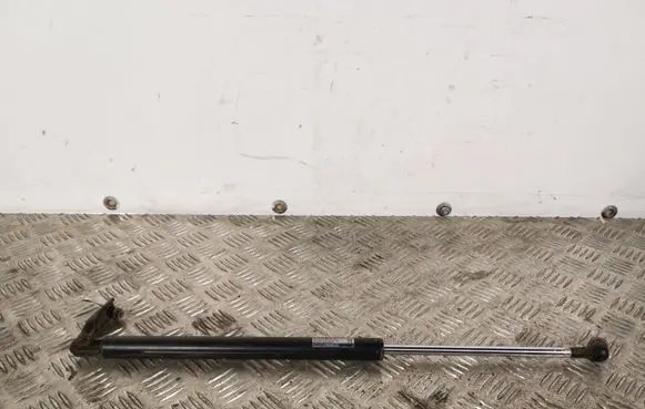 Subaru Forester SJ Tailgate/trunk strut/damper 13G302C