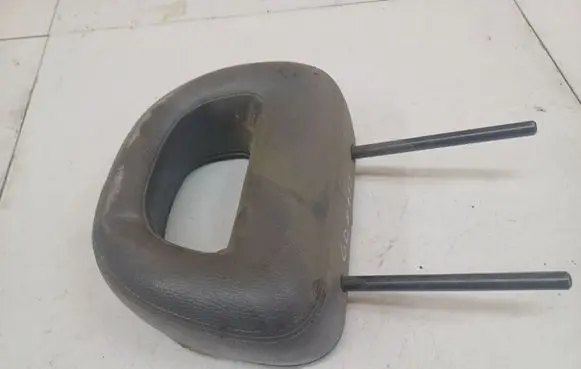 Chrysler Voyager Front seat headrest 